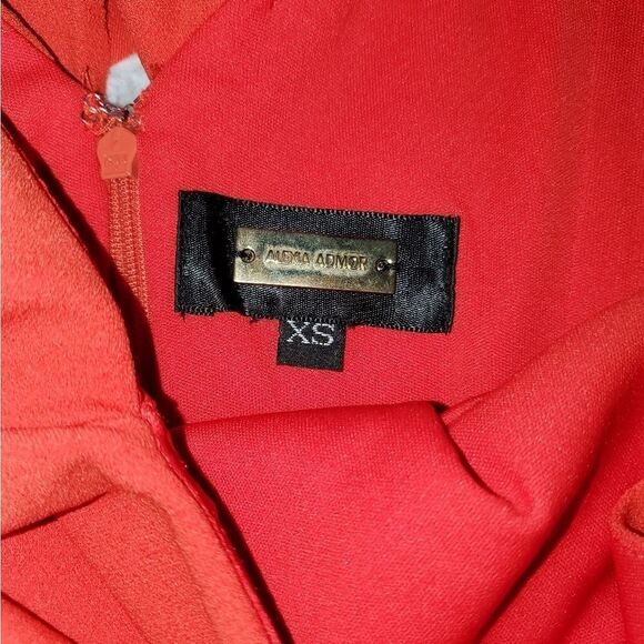 Alexia Admor Asymmetric Ruffle Sheath Dress - Picture 4 of 9